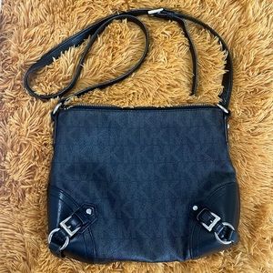 Michael Kors Signature Crossbody purse